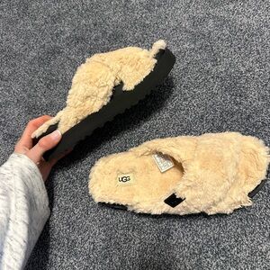 Ugg slippers